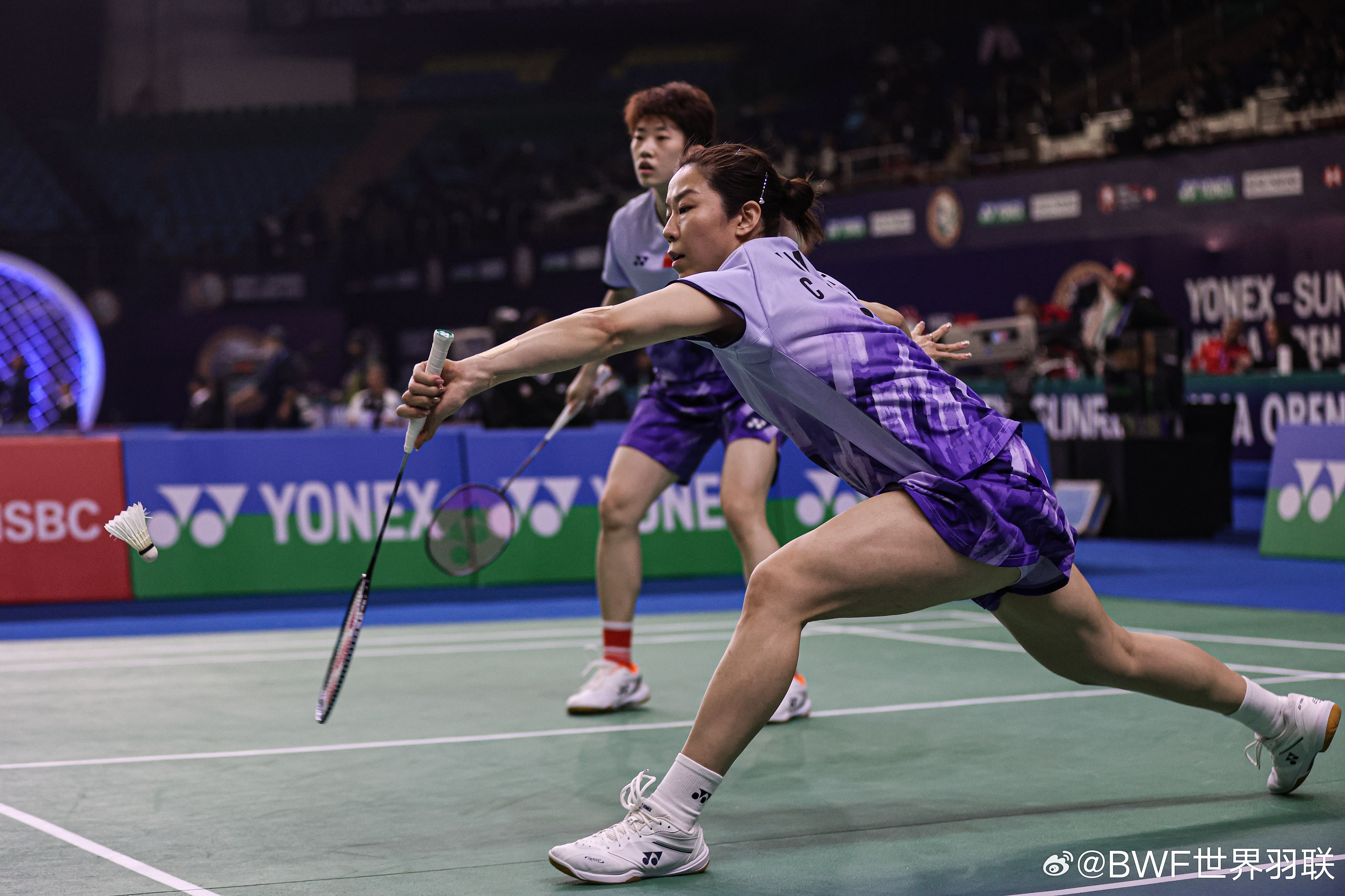 印尼羽毛球队爆冷印度羽毛球队，林丹制霸全场