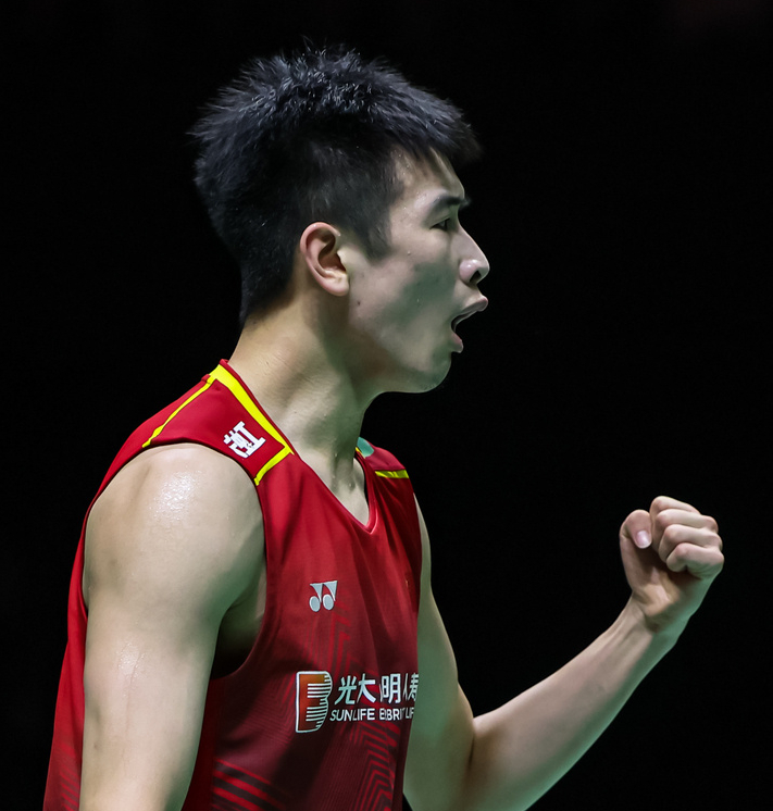 泰国羽毛球队力克英格兰羽毛球队，辛杜关键制胜