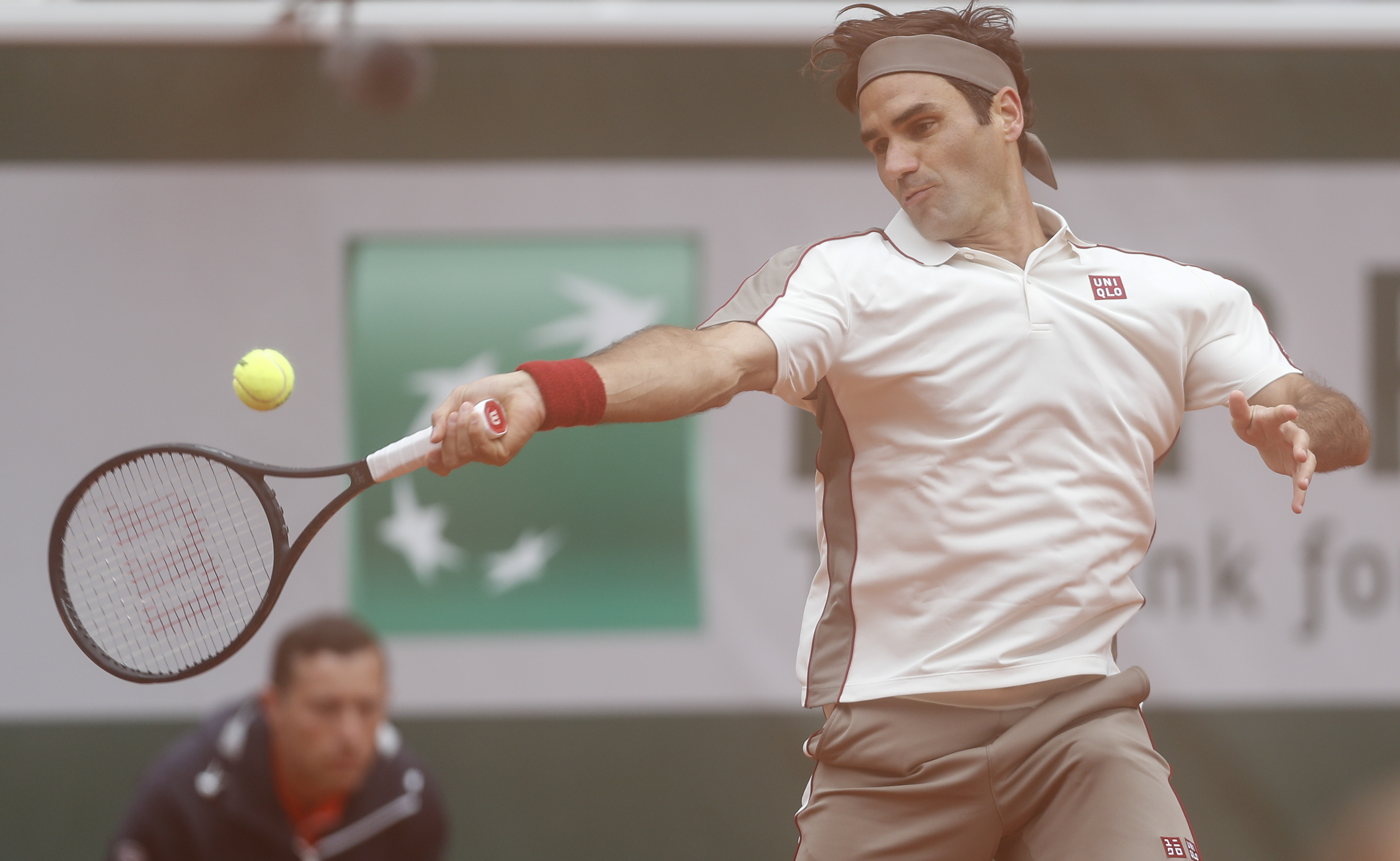 法国网球队力克意大利网球队，纳达尔统治全场的简单介绍