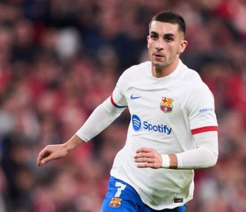 葡萄牙横扫里昂，费兰·托雷斯三分雨点燃全场