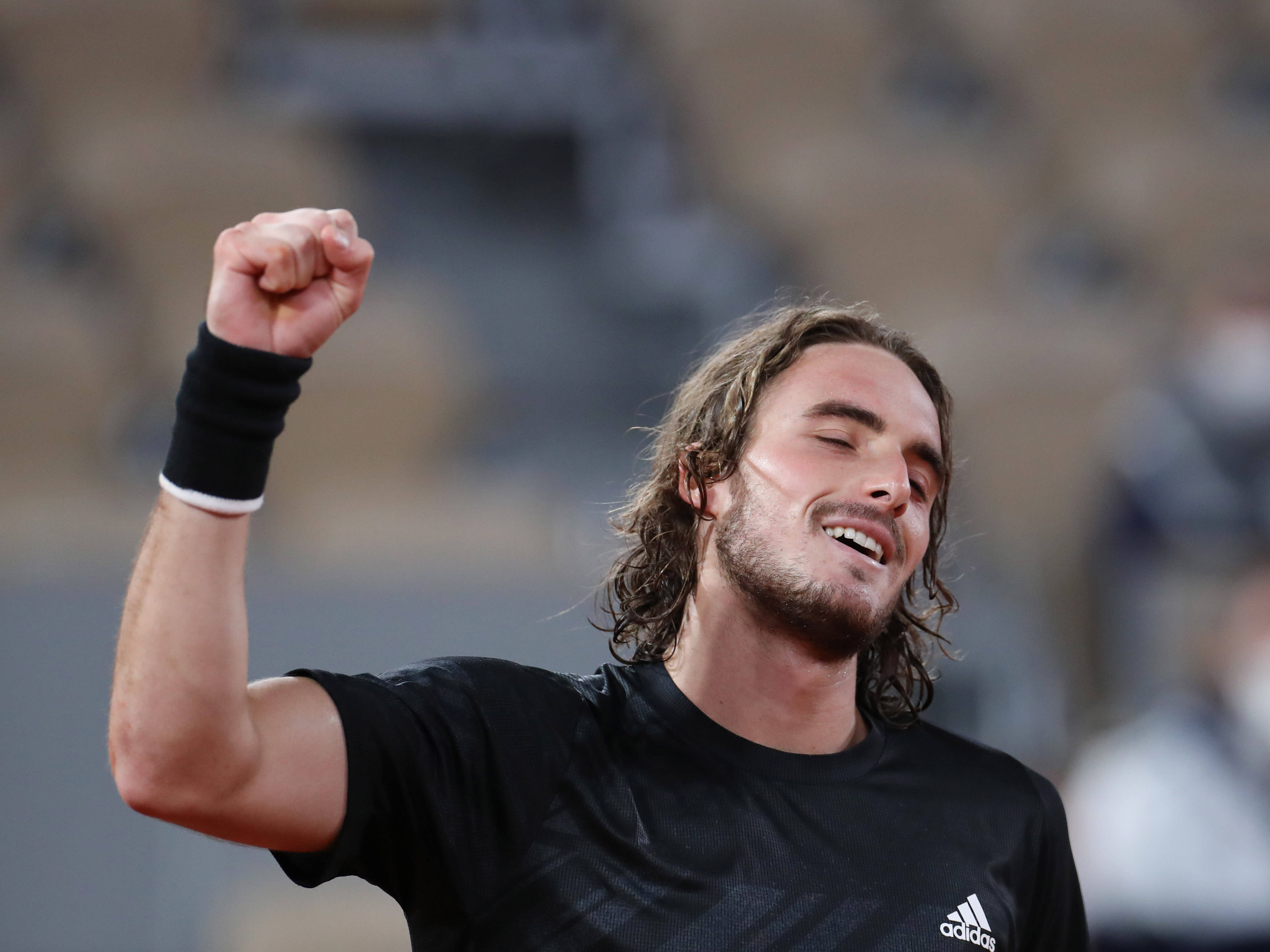 法国网球队强势美国网球队，西西帕斯高光表现