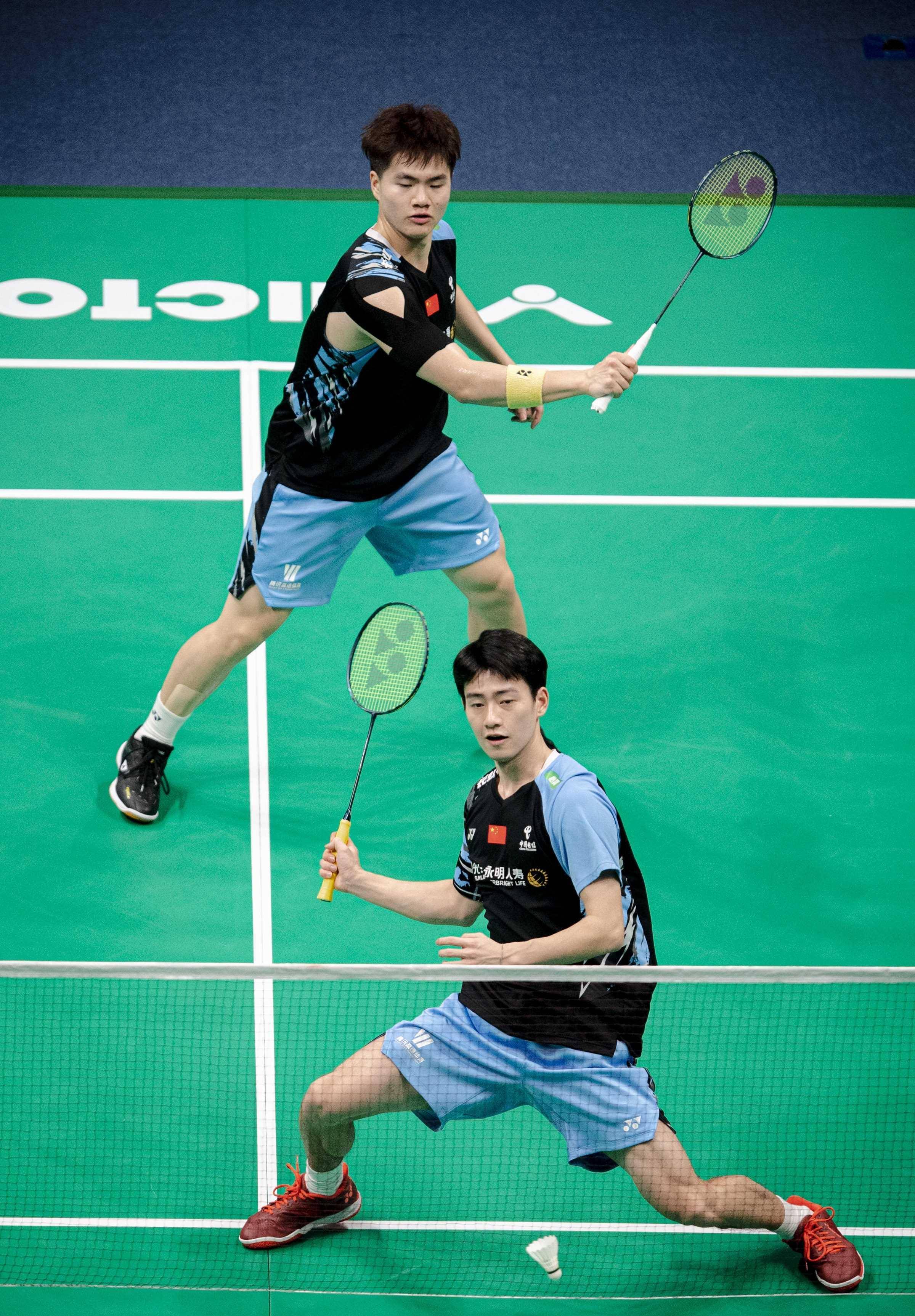 羽毛球传奇谢幕，球迷泪洒赛场