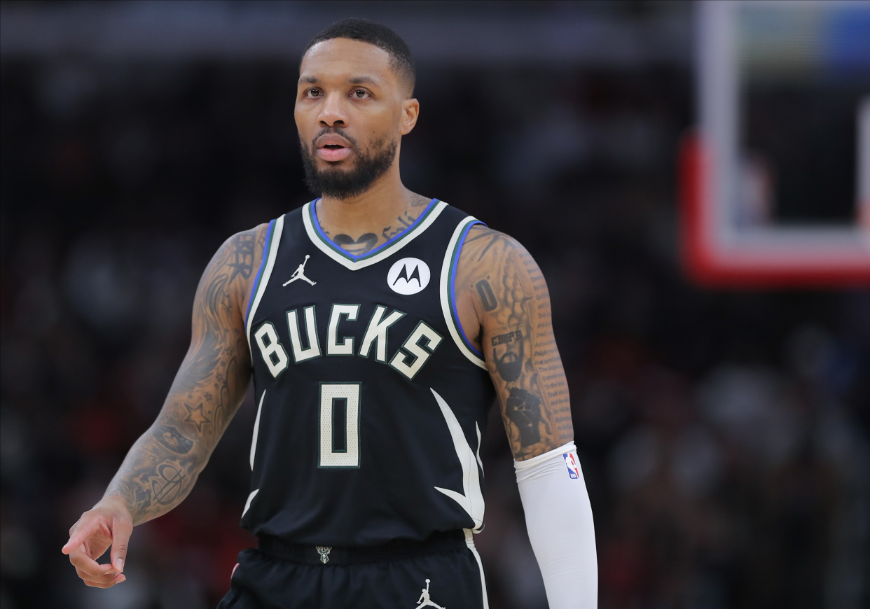 波兰男篮力克雄鹿B队，利拉德一己之力扛起全队