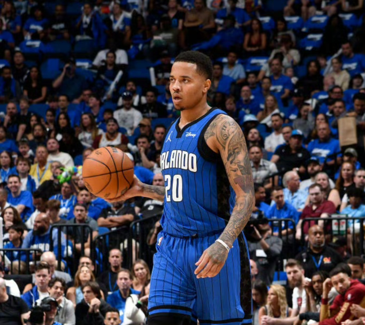 魔术轻取火箭，米切尔刷新纪录