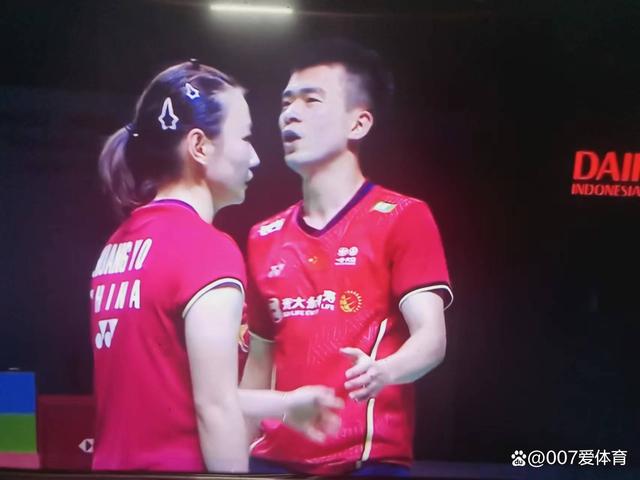 韩国队绝杀中国队,黄鸭组合统治全场 韩国队绝杀中国队,黄鸭组合统治全场