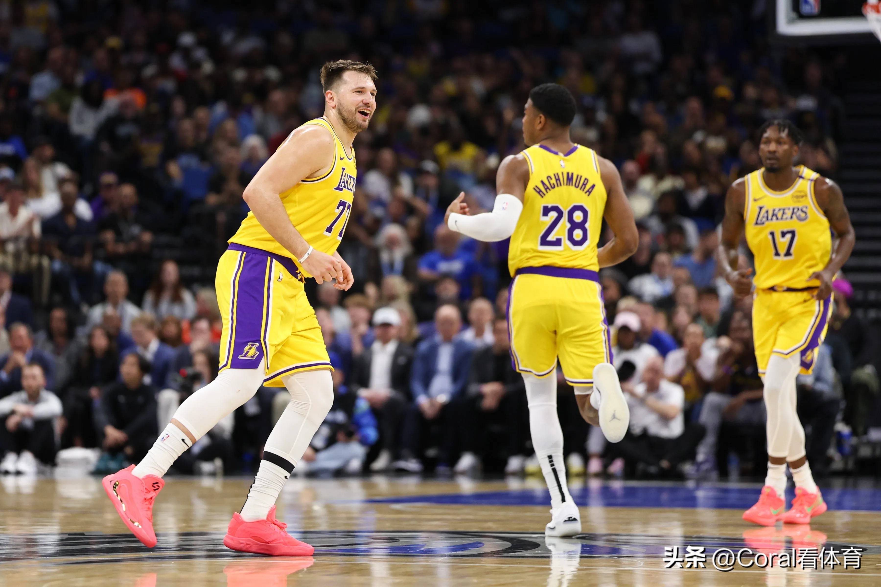 森林狼大胜雄鹿，结束四连败