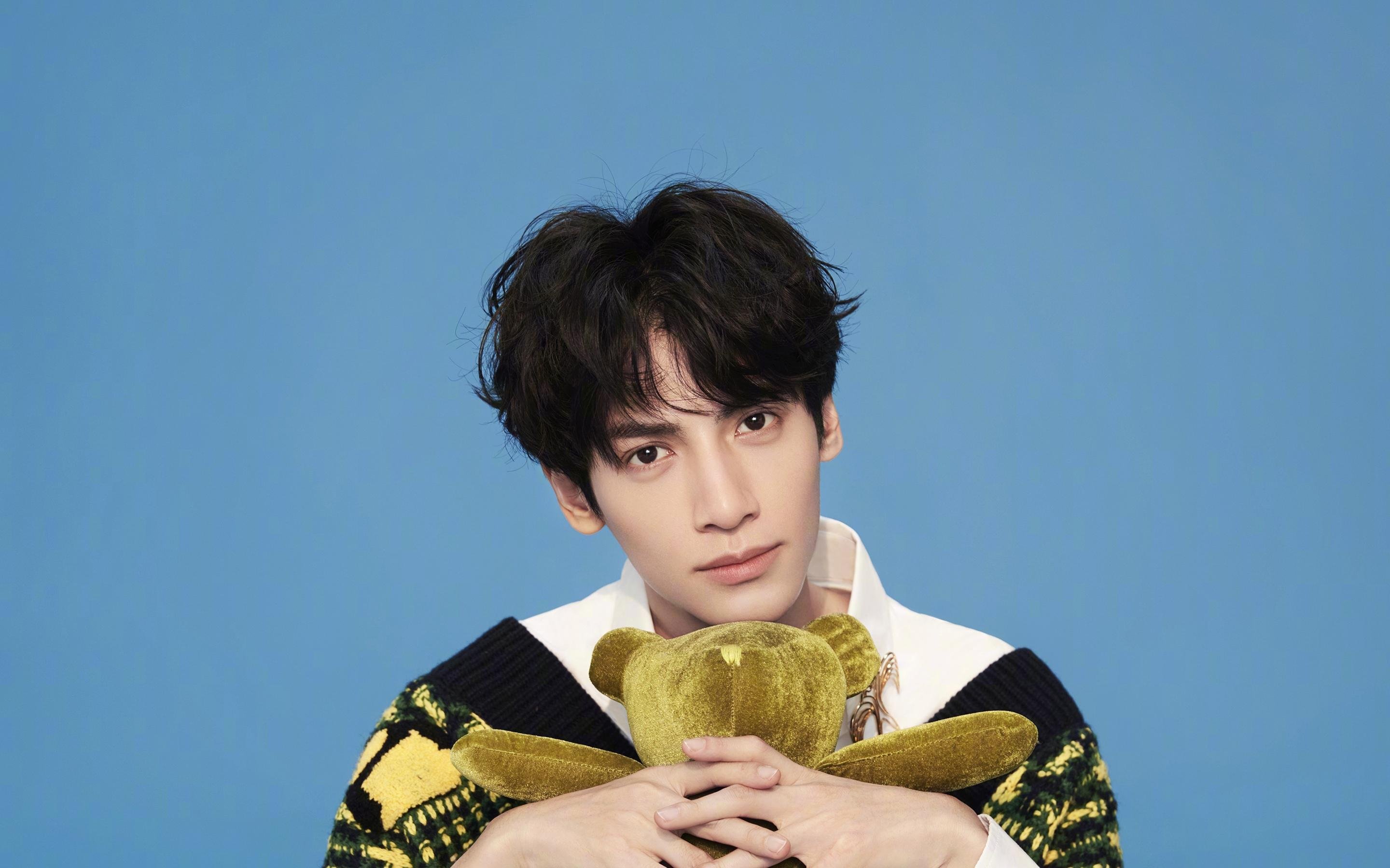 德甲争冠夜见证外星表演,当维尼修斯的统治级数据让莱万纪录黯然失色