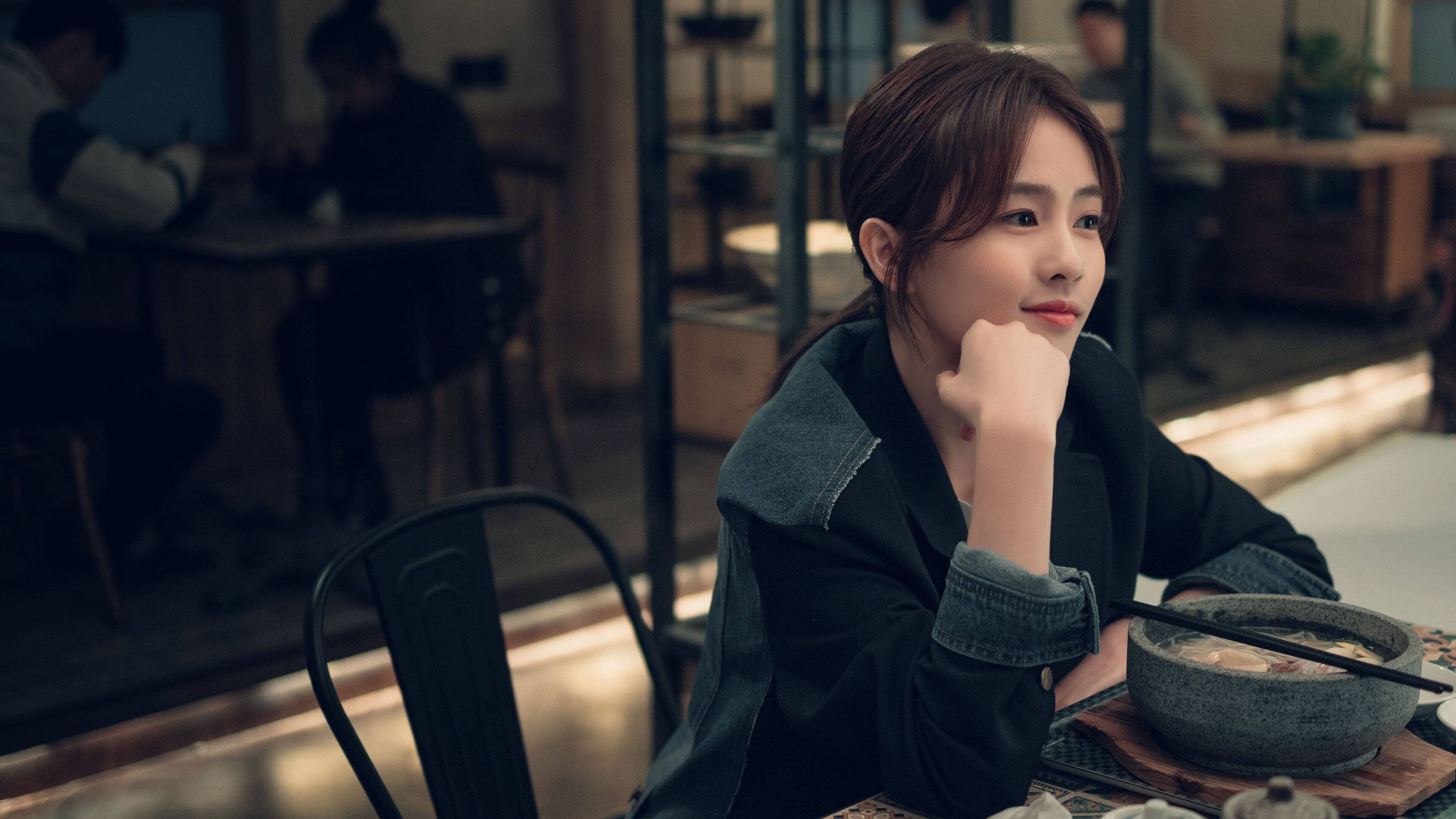 格纳布里手术刀撕裂防线,亚特兰大三球轻取凯尔特人展现欧战统治力