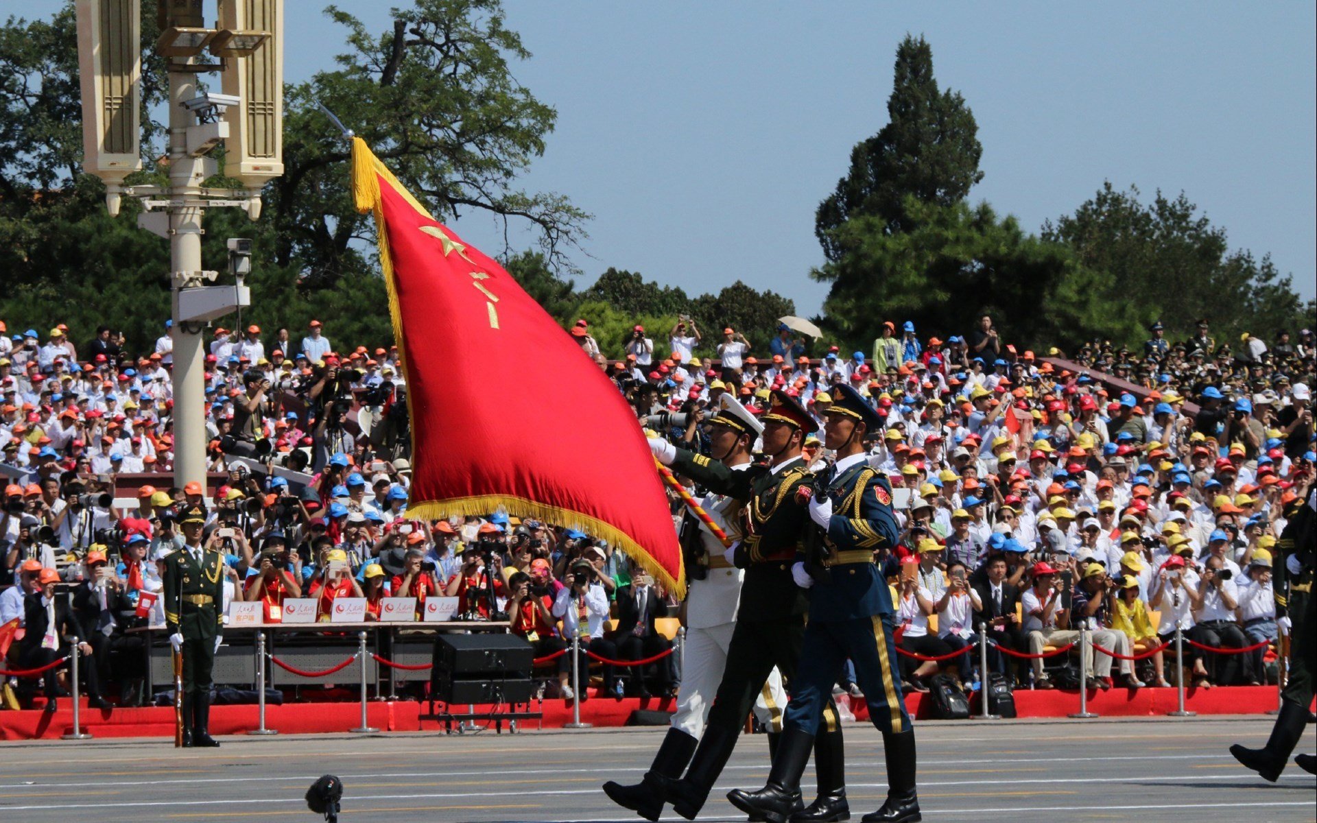 他成了历史坐标本身,西决生死战之夜与约基奇的数据核爆