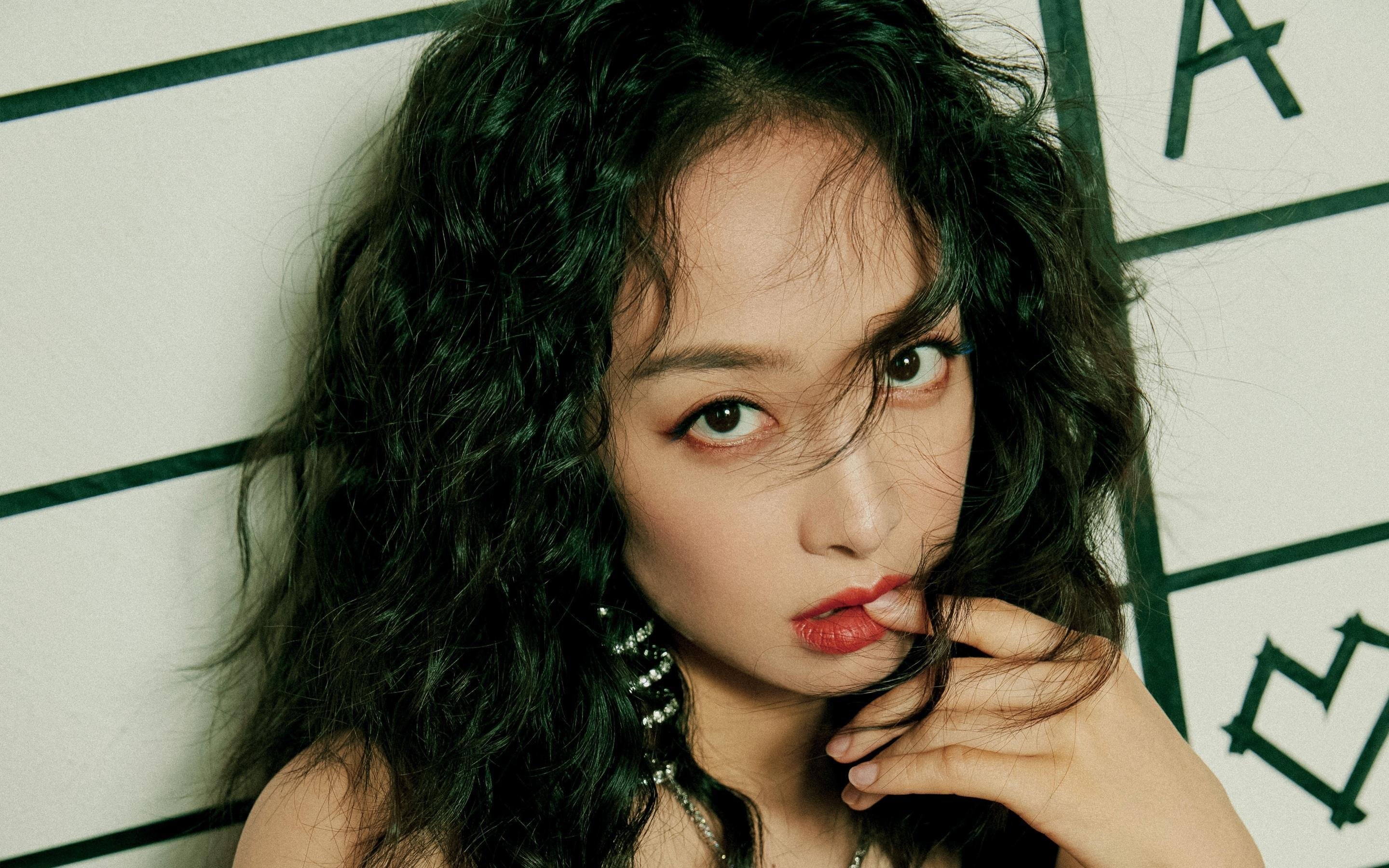 命运十字路口的对决，当失意者拉文将自我救赎投进湖人篮筐